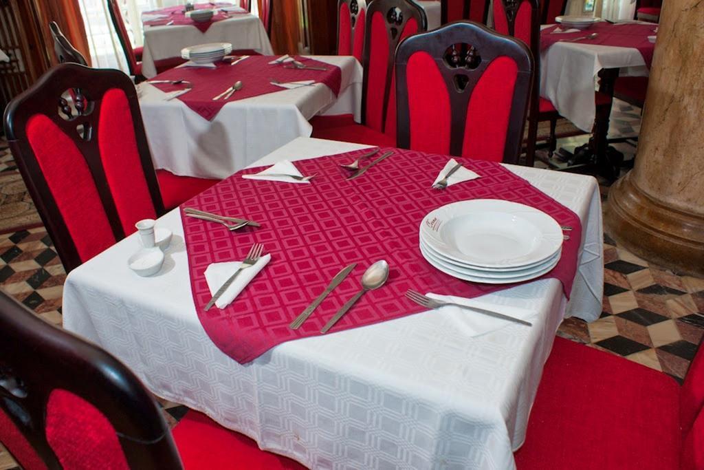 Hotel Cerna 바일레헤르쿨라네 외부 사진